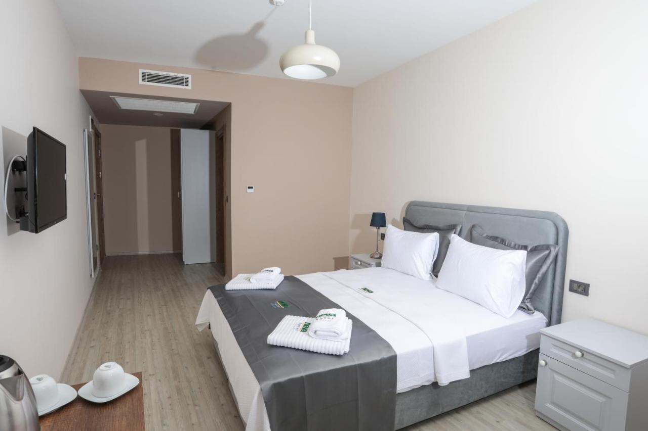 Neva Hotel Alacati Exterior photo
